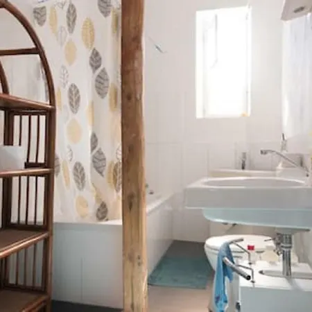 Grosses Einzelzimmer Mit Schreibtisch Appartement Kaiserslautern